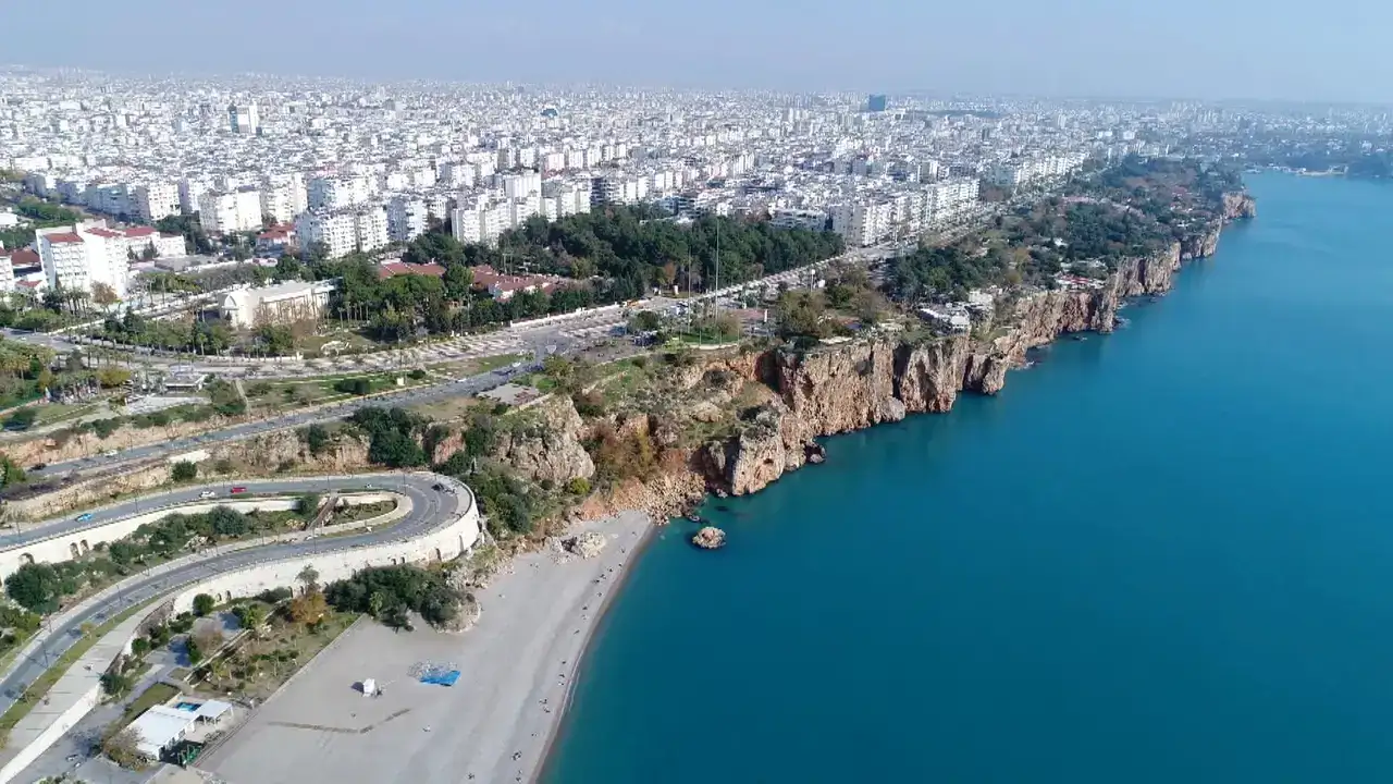 Antalya’nın 9 Kilometrelik Doğa Harikası! 8